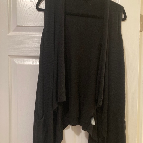 Sleeveless Tunic - Picture 1 of 3